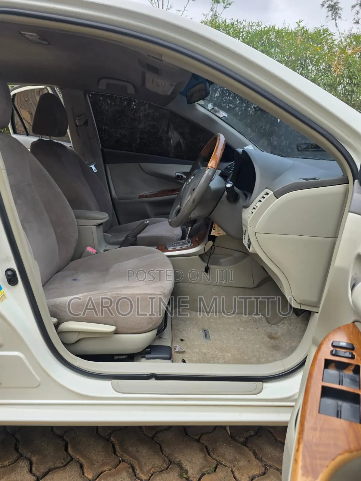 Toyota Axio 2010 Off white