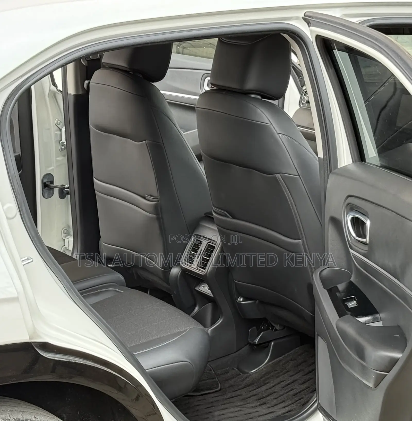 Honda Vezel 1.5 2WD 2021 Pearl