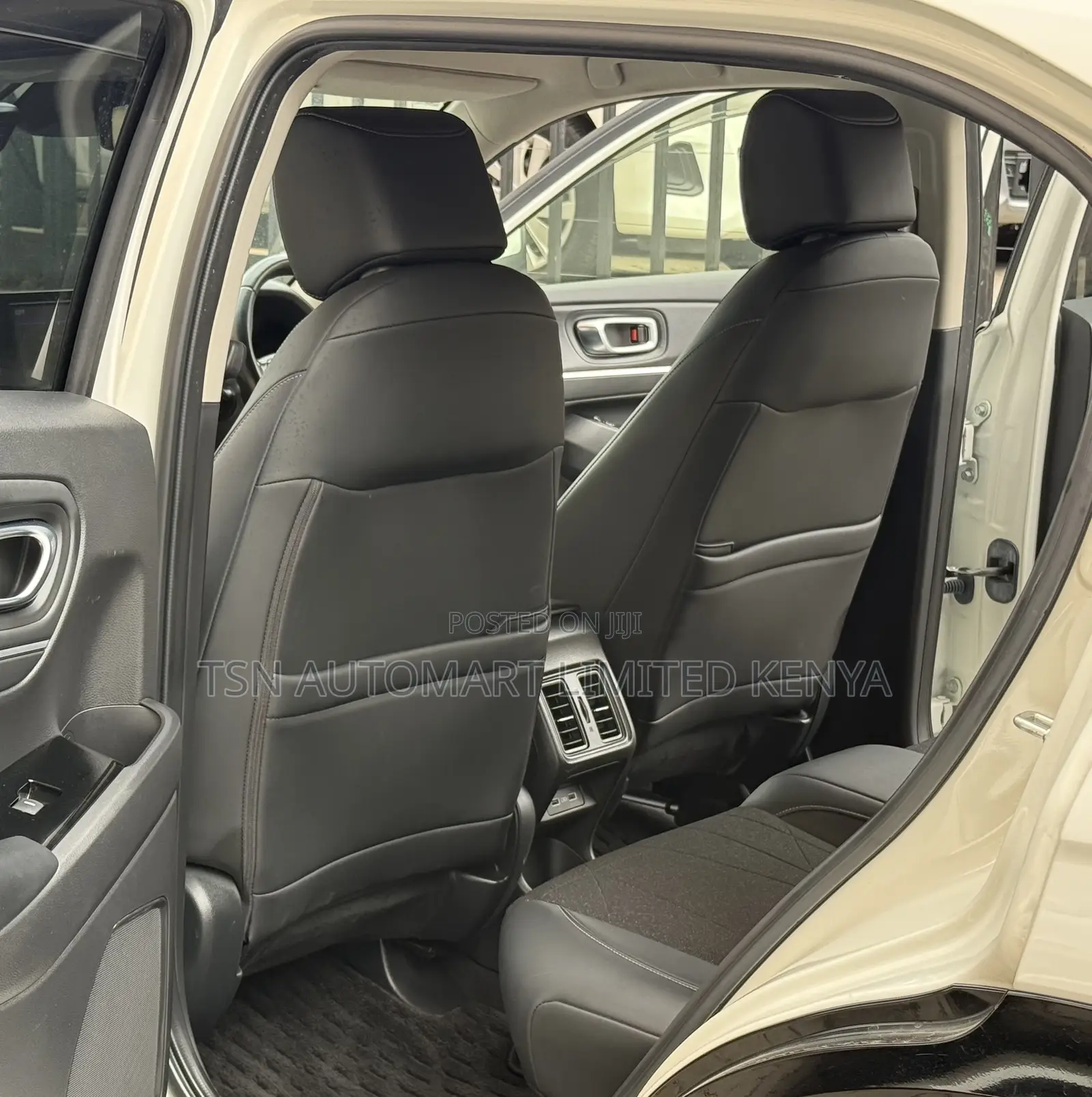 Honda Vezel 1.5 2WD 2021 Pearl