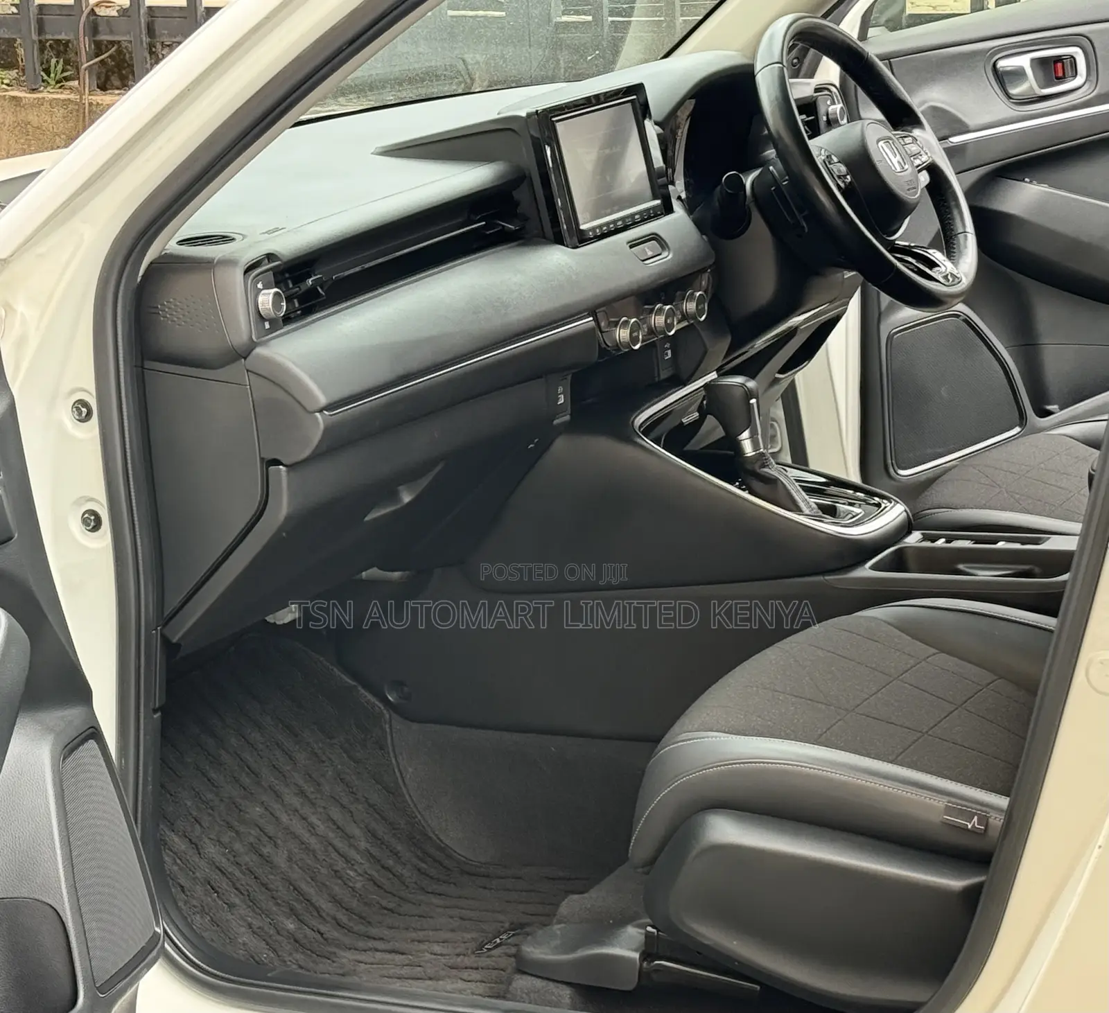 Honda Vezel 1.5 2WD 2021 Pearl