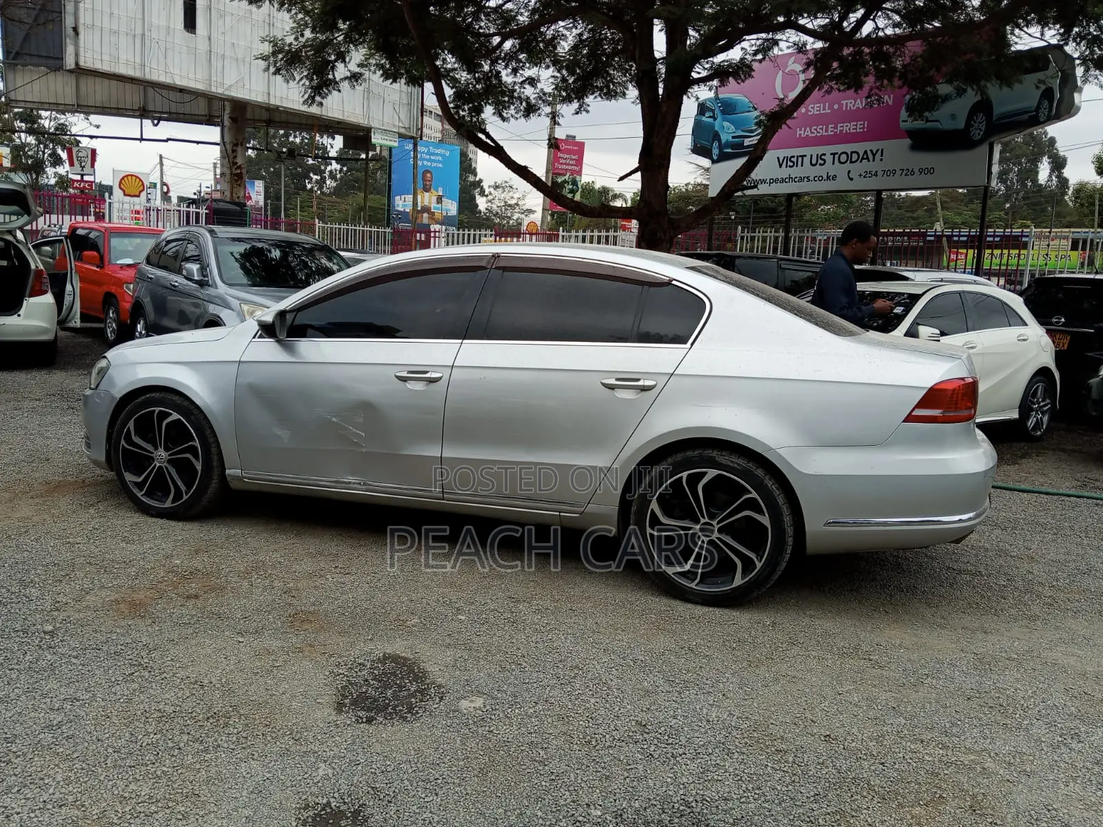 Volkswagen Passat 2012 Silver