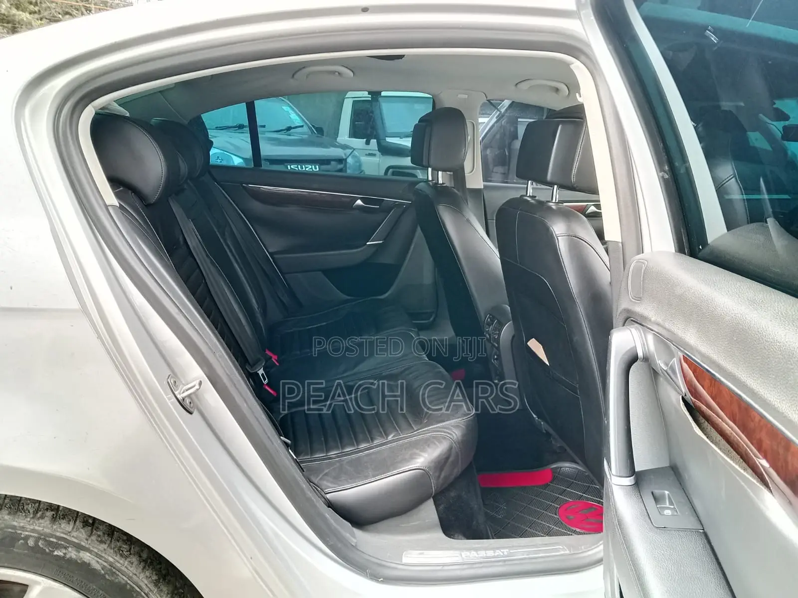 Volkswagen Passat 2012 Silver