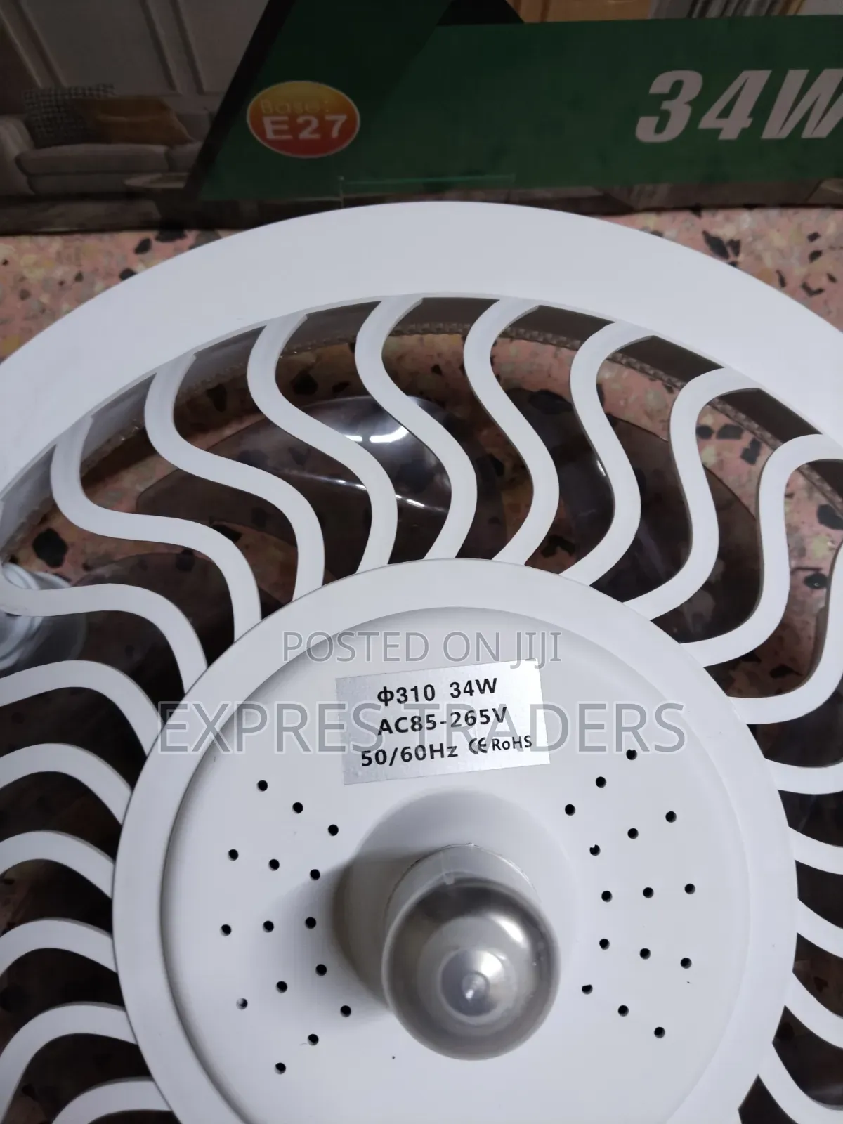 34 W LED Fan Lamp