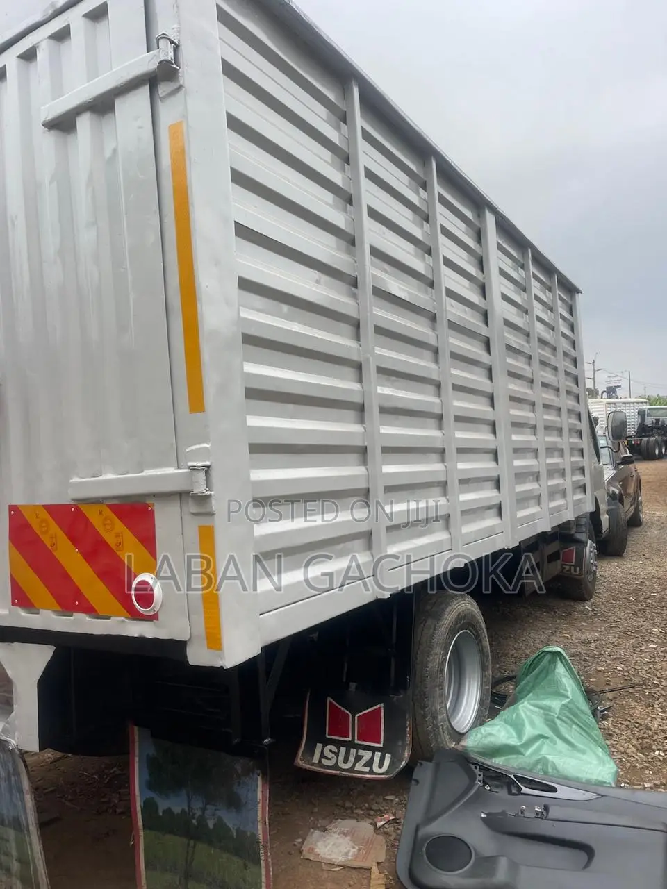 Isuzu NPR 2019