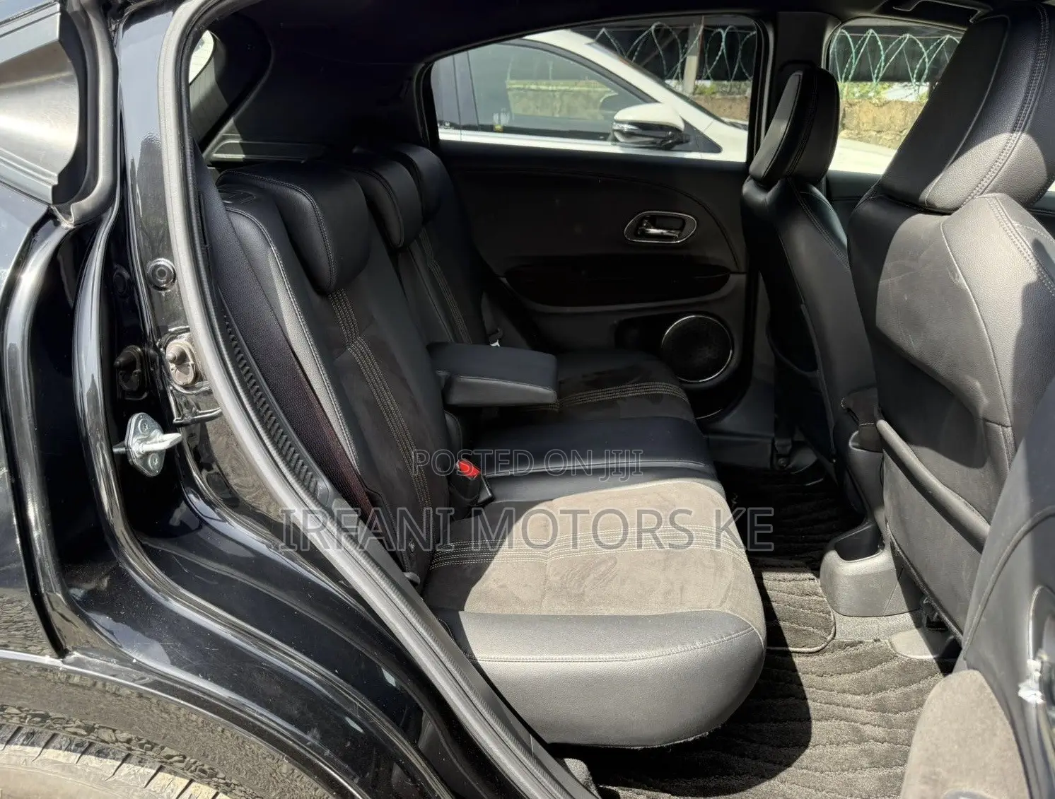 Honda Vezel 1.5 Hybrid 2WD 2019 Black