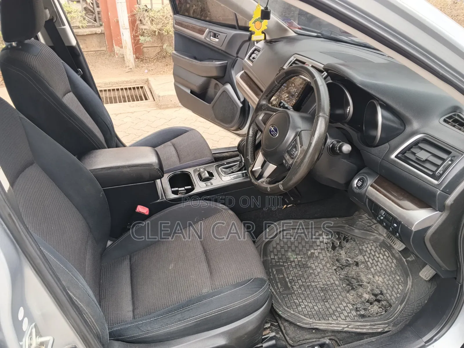 Subaru Legacy 2016 Silver