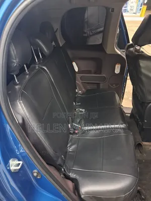 Toyota Spade 2018 Blue