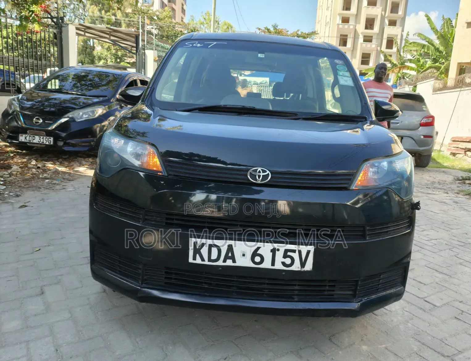 Toyota Spade 2013 Black