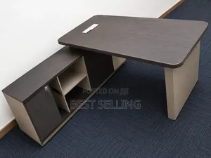 New Look 1.6 MTRS New Modern Executive Office Desk
