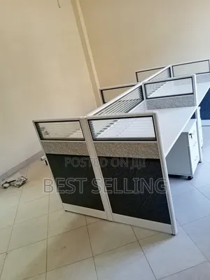 White Black 4 Way Working Station