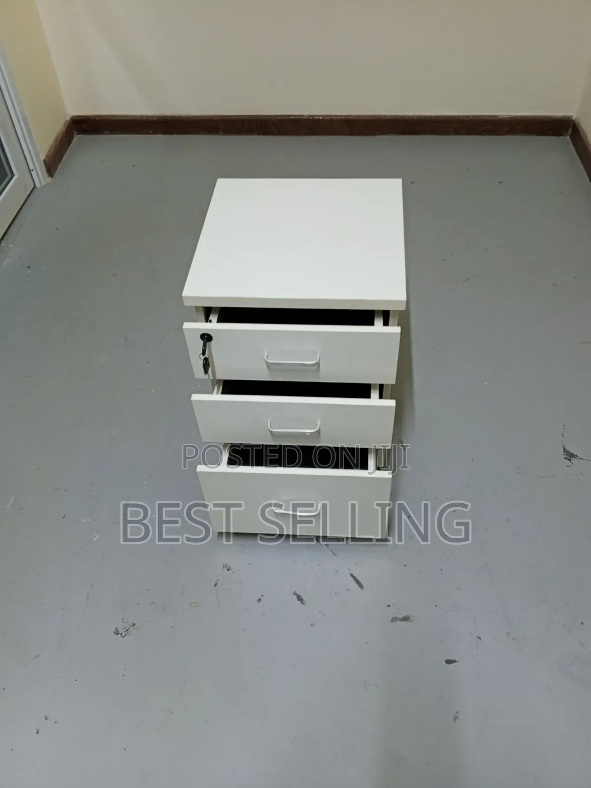 White 3 Drawers Pedestal Drawers
