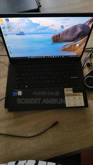 Laptop Asus Vivobook 14 16GB Intel Core i7 SSD 1T