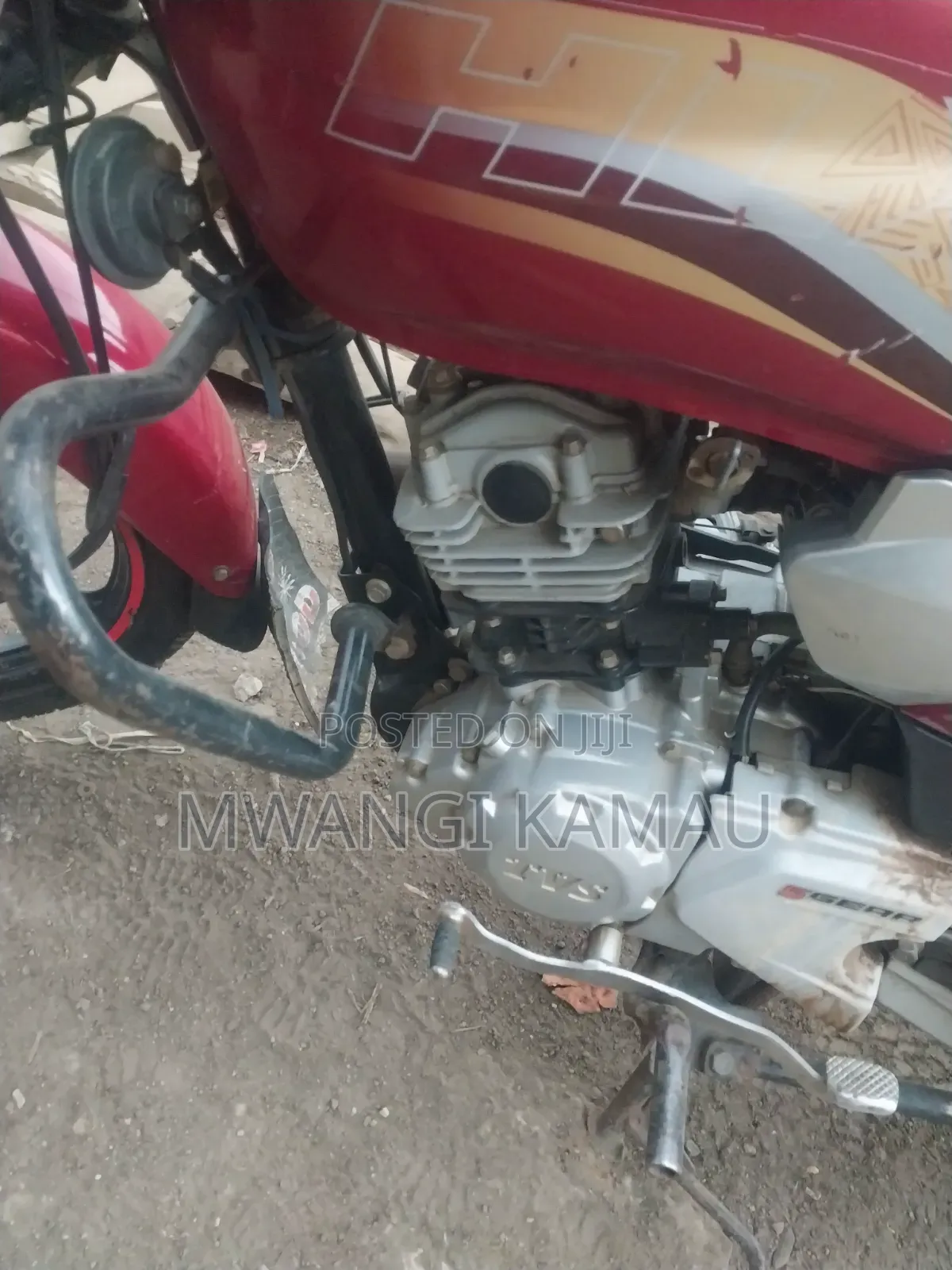 TVS HLX Plus ES 2025 Red