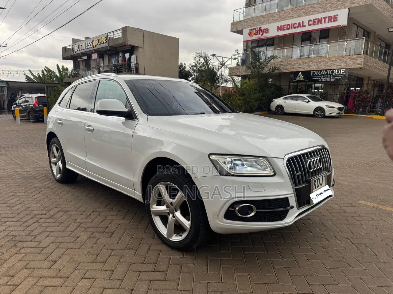 Audi Q5 2.0T Premium quattro 4dr SUV AWD (2.0L 4cyl Turbo 8A) 2015