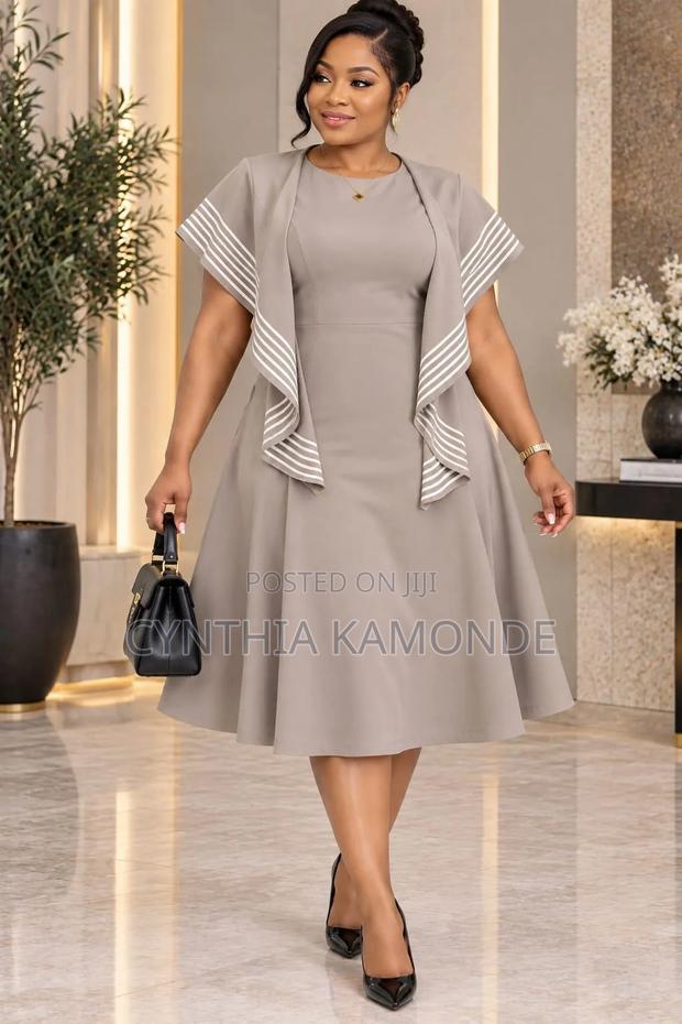 Classic and Elegant Dress - thumbnail 2