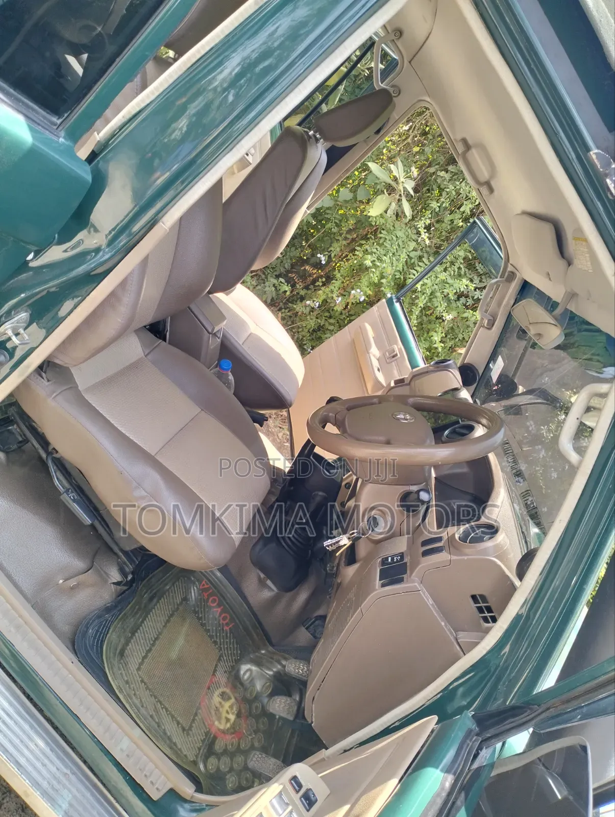 Toyota Land Cruiser 2014 Green