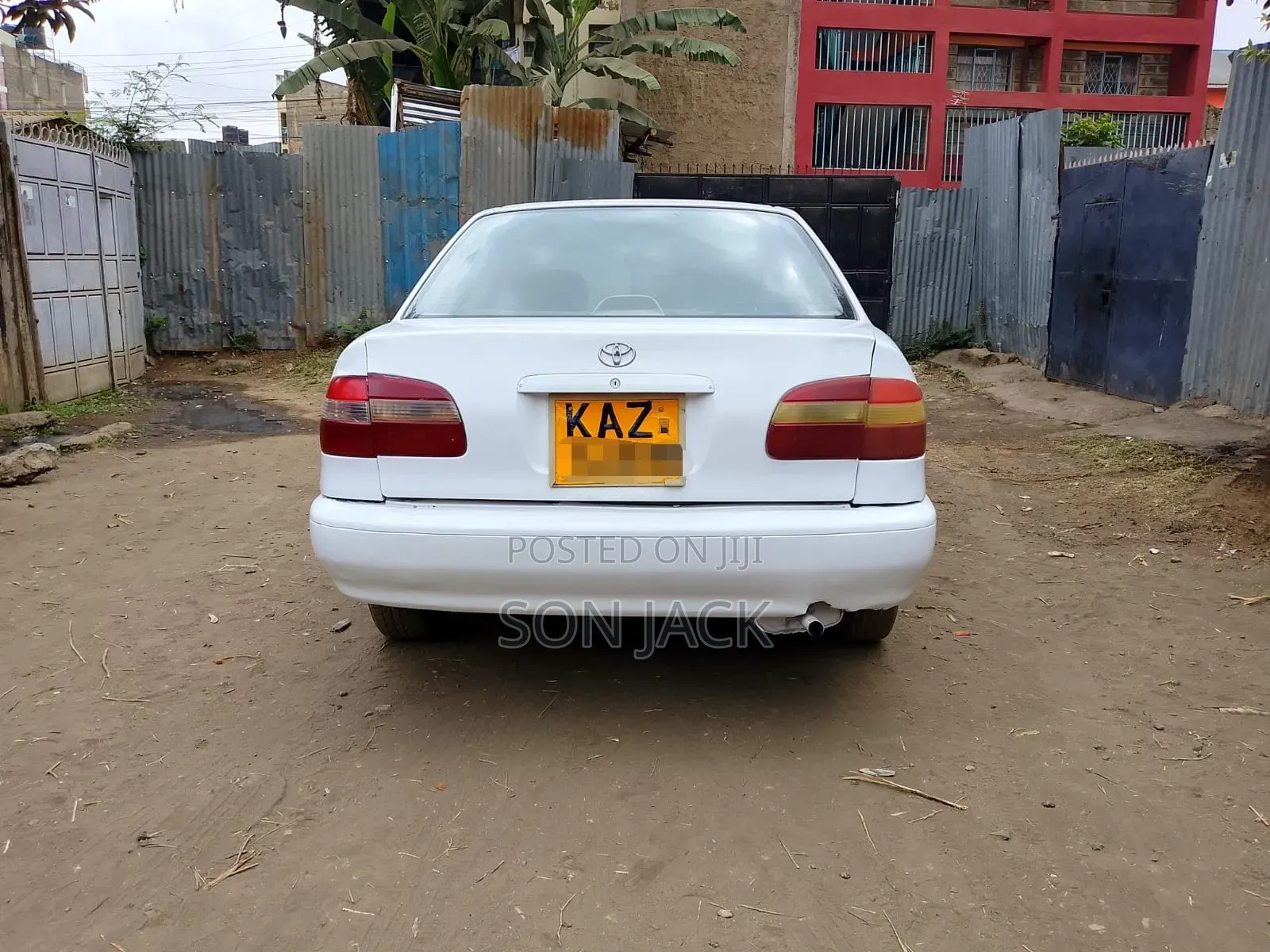 Toyota Corolla Hatchback 2000 White