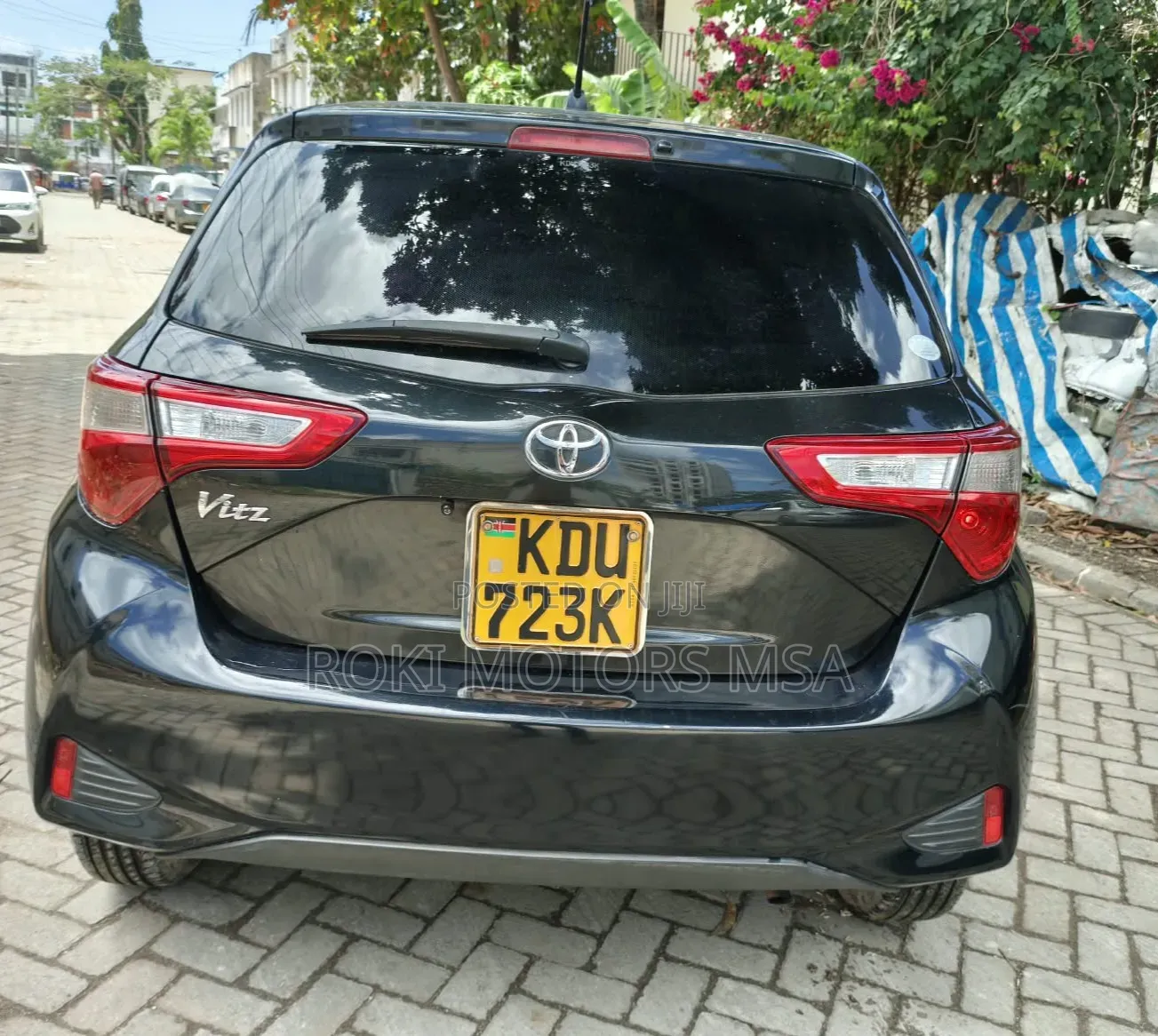 Toyota Vitz 2015 Black