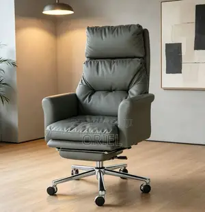 High Back Swivel Office Chair : Executive Office Desk Chair