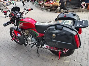 Honda CB 2025 Red