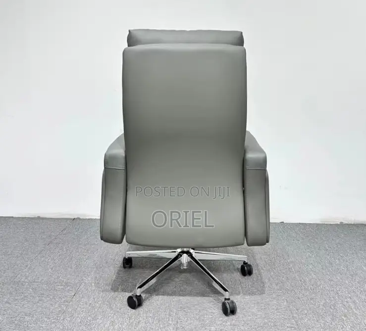 High Back Swivel Office Chair : Executive Office Desk Chair
