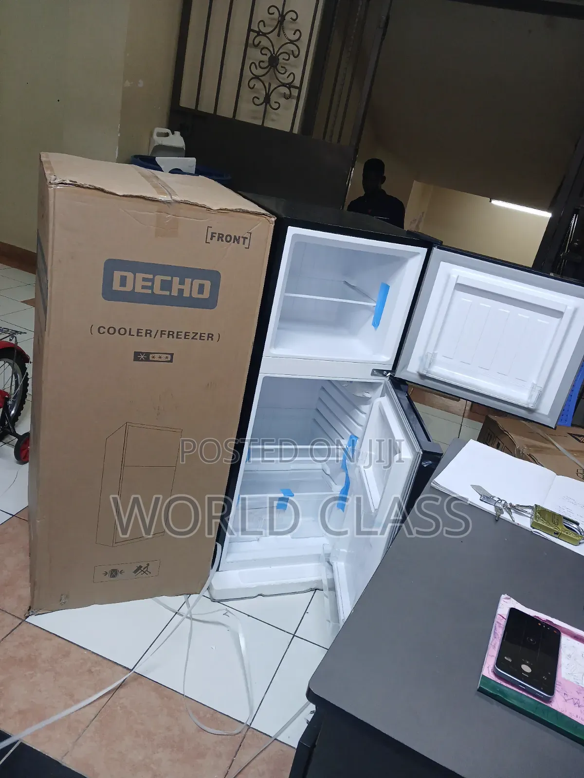 Decho Double-Door Cooler/Freezer 138 Litres
