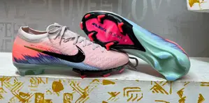 Nike "United Pack" Vapor 16 - Silt Red - FG Soleplate Football Boots