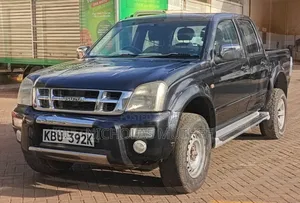 Isuzu Rodeo 2004 Black