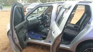 Suzuki Swift 2010 Silver