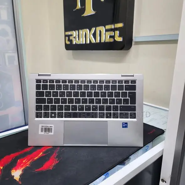 Laptop HP EliteBook x360 1030 G8 16GB Intel Core i7 SSD 512GB