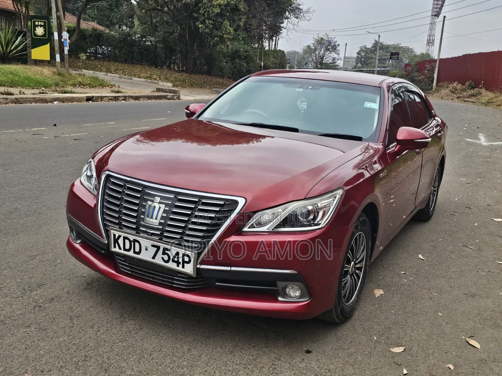 Toyota Crown 2014 Maroon