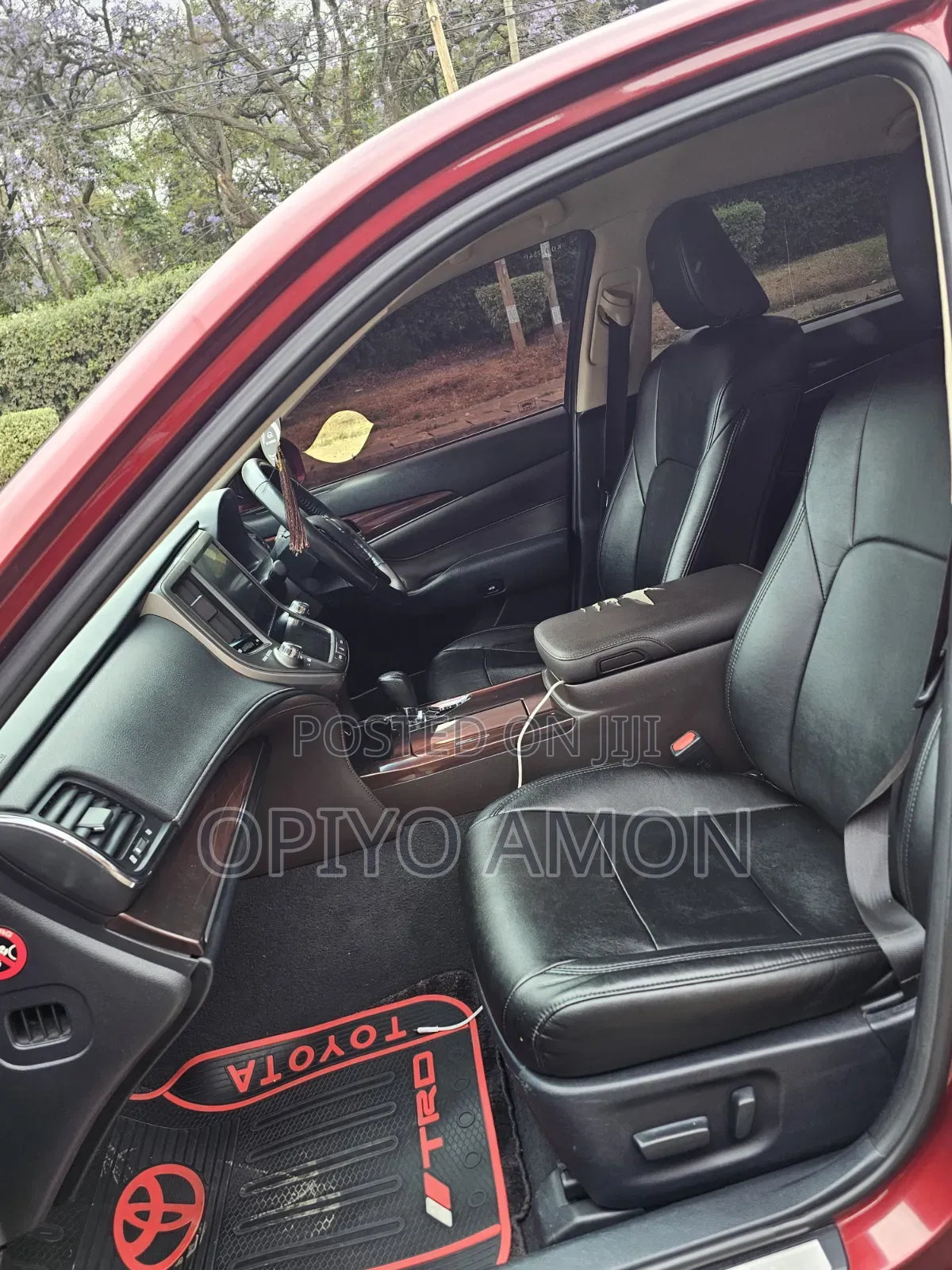Toyota Crown 2014 Maroon