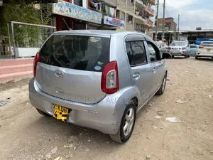 Toyota Passo 2014 Silver