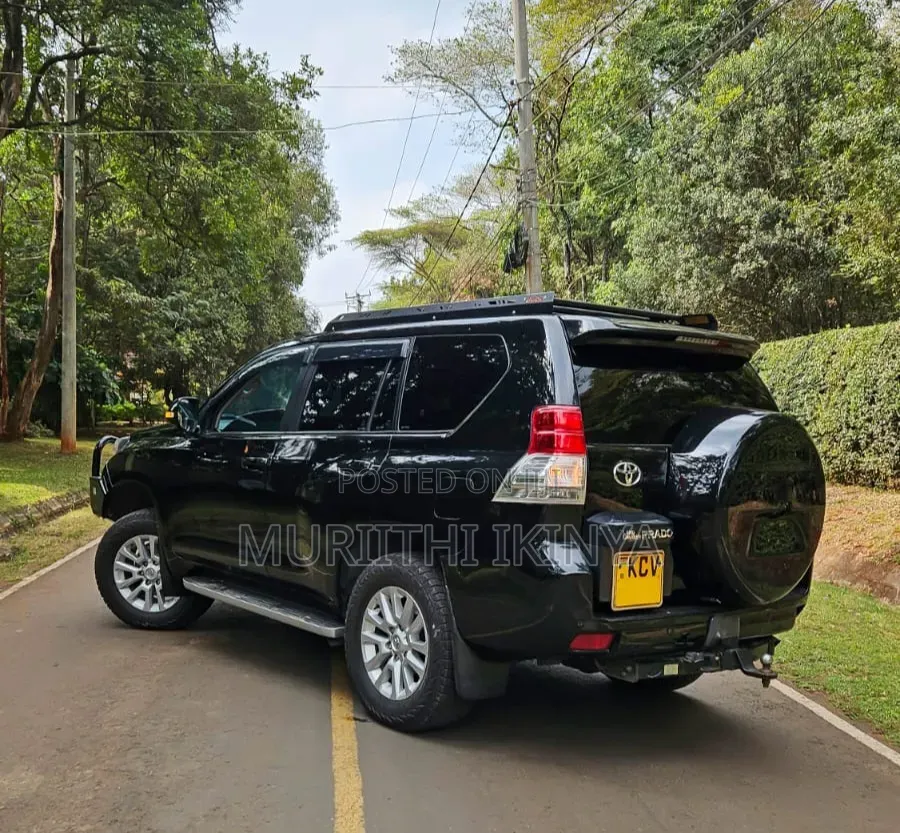 Toyota Land Cruiser Prado 2012 Black