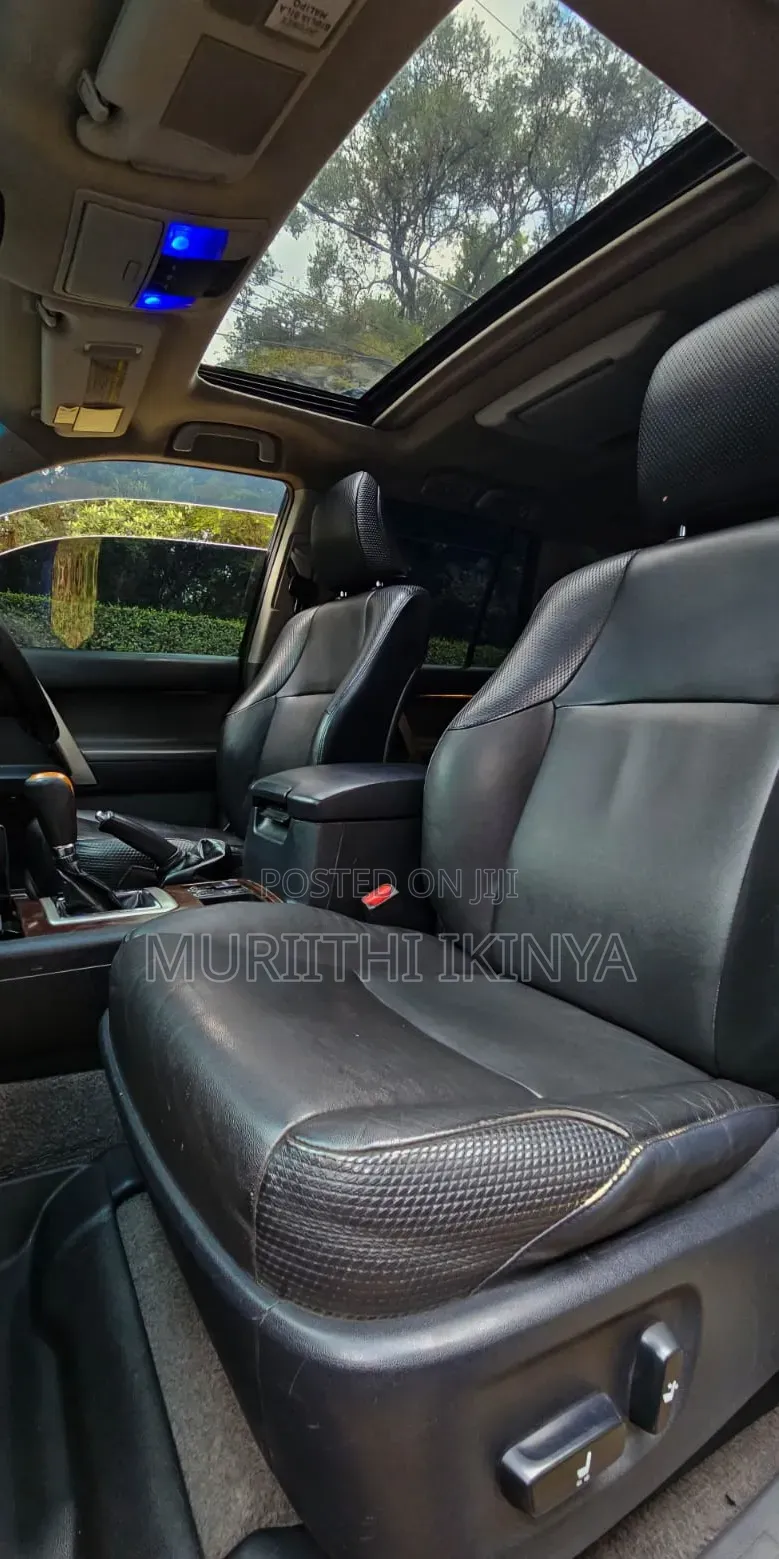 Toyota Land Cruiser Prado 2012 Black