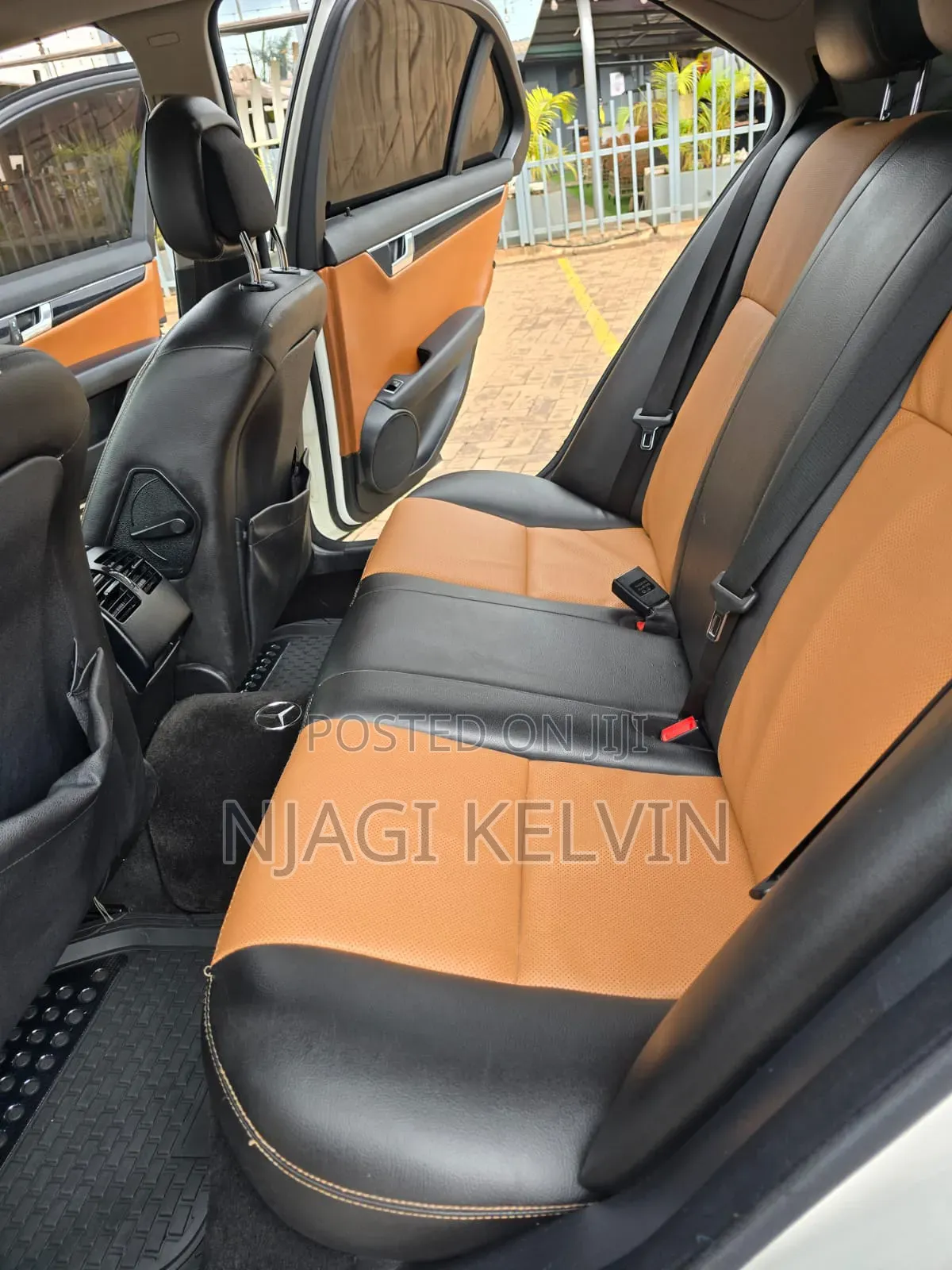 Mercedes-Benz C200 2012 White