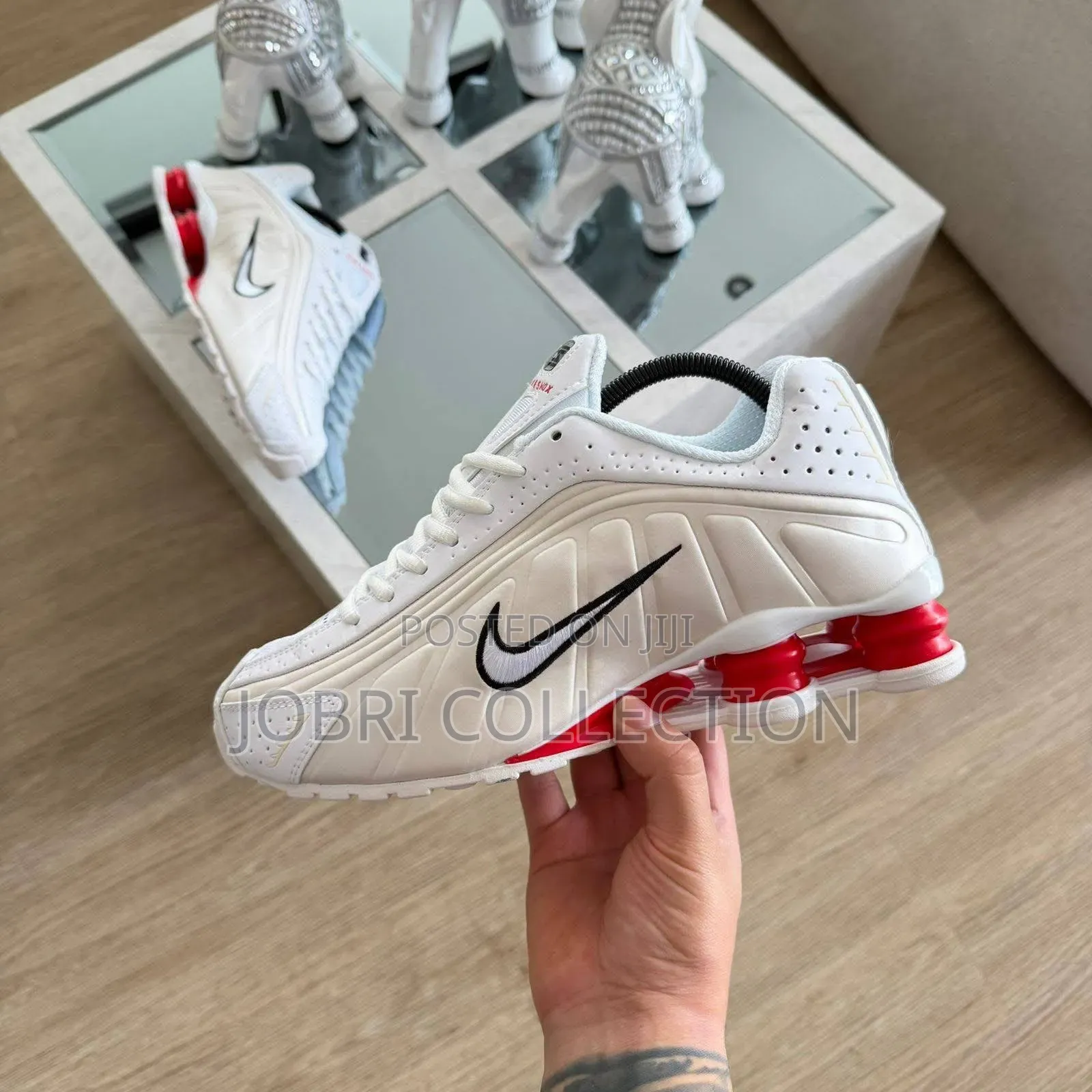 Nike Shox R4 ” White Phantom“
Quality Leather Sneakers