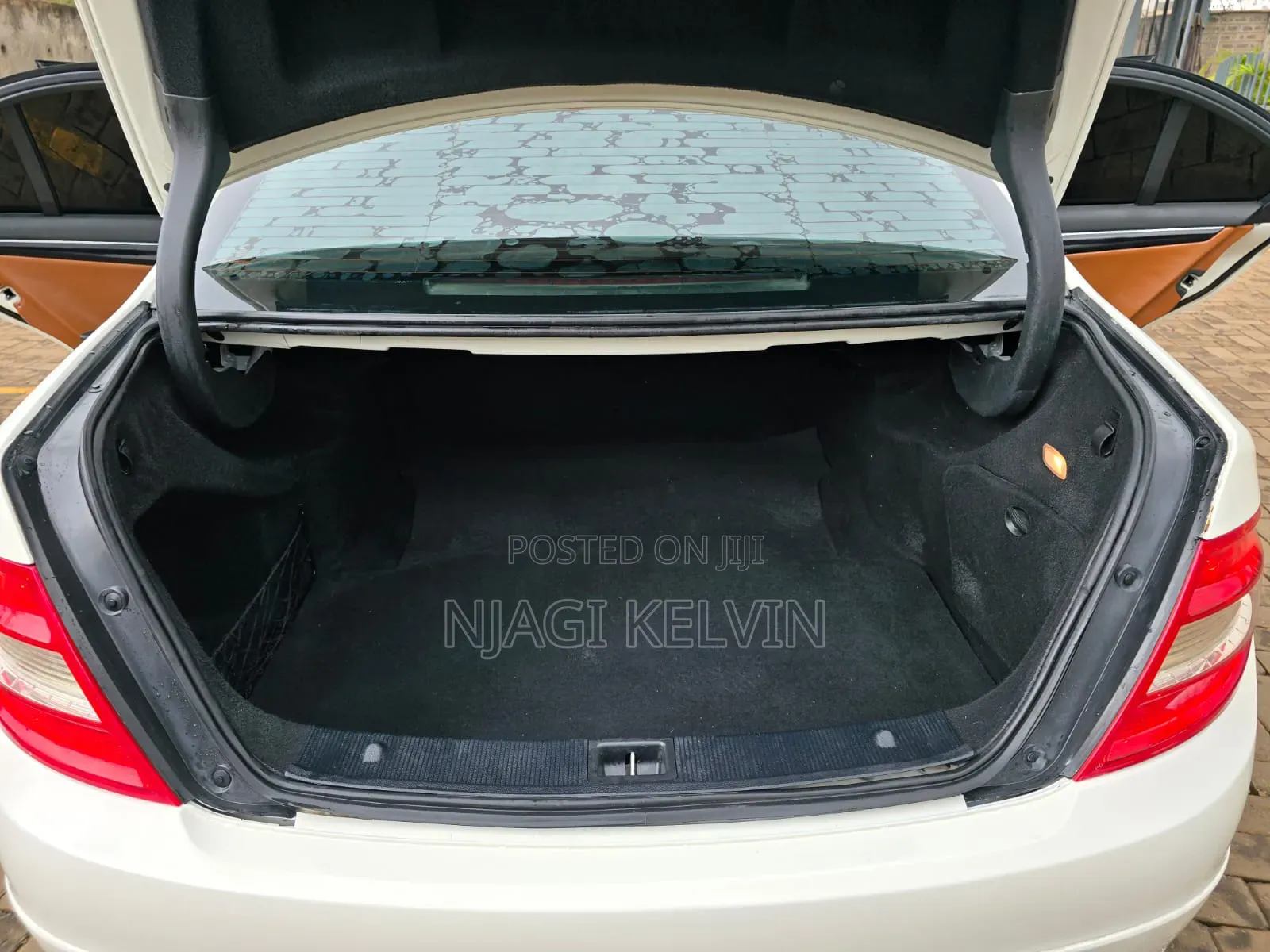 Mercedes-Benz C200 2012 White