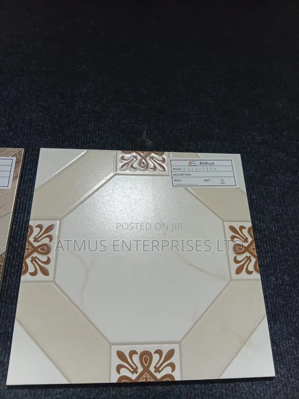 Twyford FGP33737K Tile