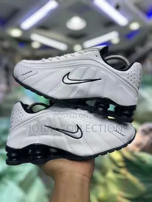 Nike Shox R4 ” White Black “ Quality Sneakers