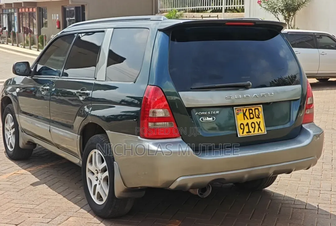 Subaru Forester 2005 Green