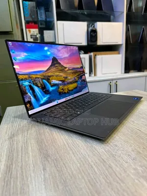Laptop Dell Precision 5570 16GB Intel Core i7 SSD 512GB