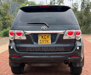 Toyota Fortuner 3.0 D AWD 2013 Black
