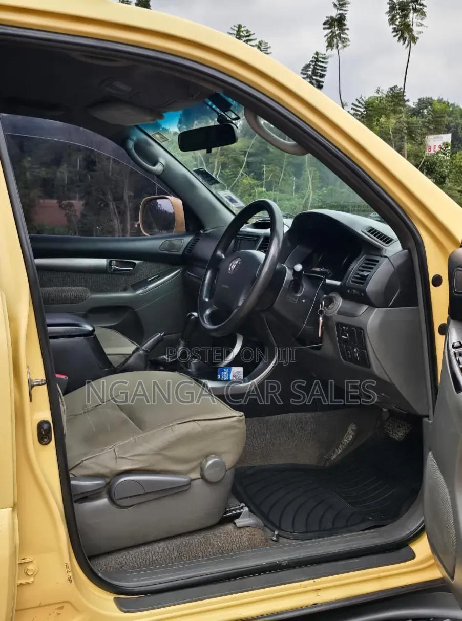 Toyota Land Cruiser Prado 2007 Beige