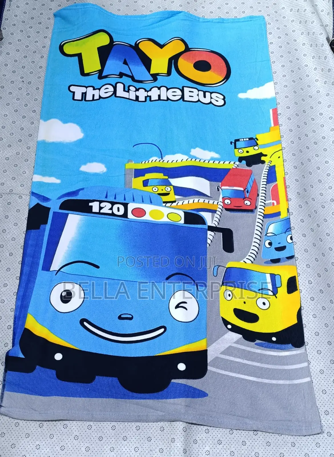 Absorbent Cartoon Themed Kids Towels Available Sizes 70 by 140 Cm