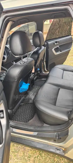 Subaru Outback 2.5 2006 Gold