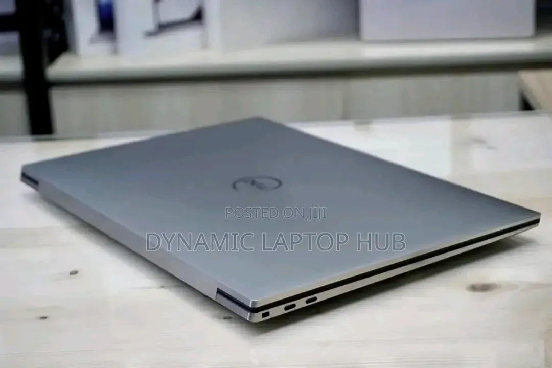 Laptop Dell Precision 5570 16GB Intel Core i7 SSD 512GB