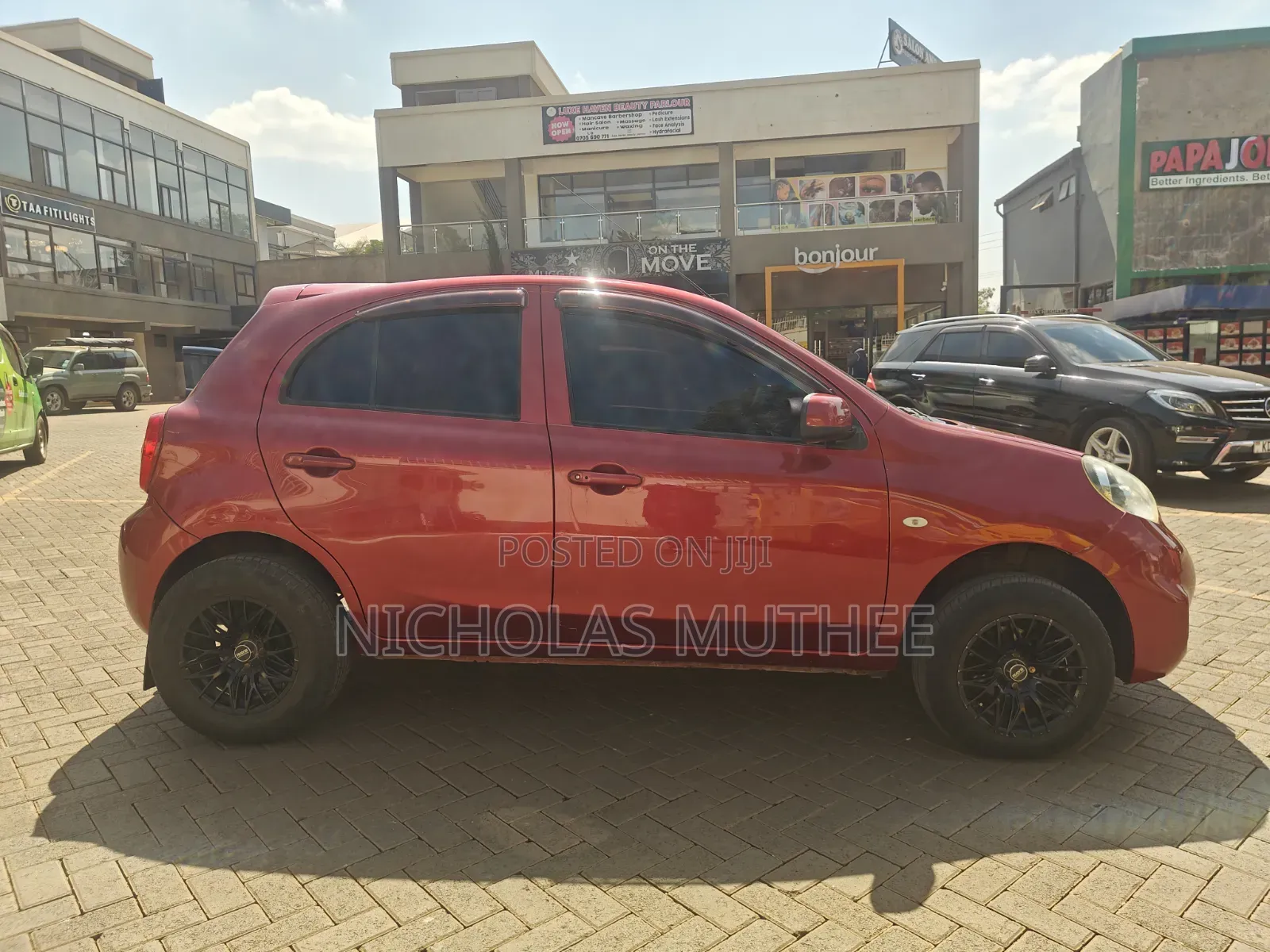 Nissan March 2016 Red