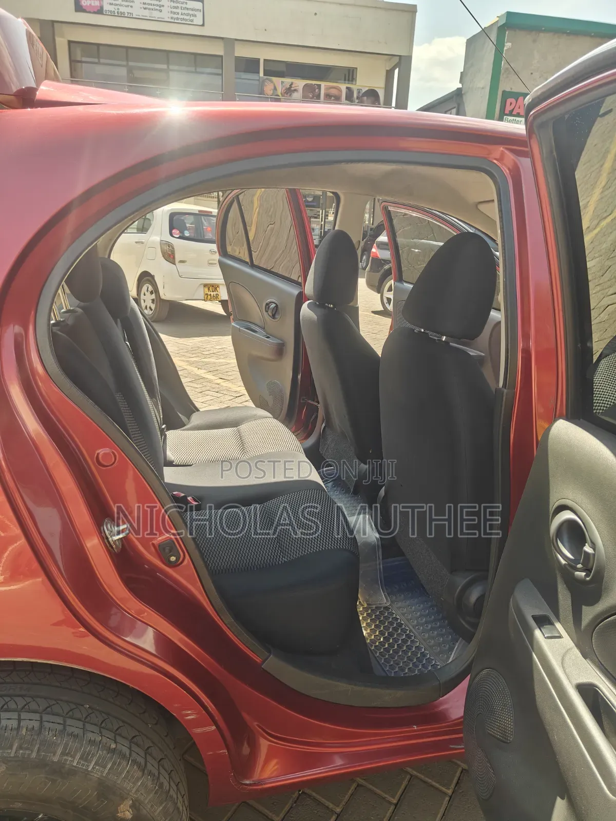 Nissan March 2016 Red