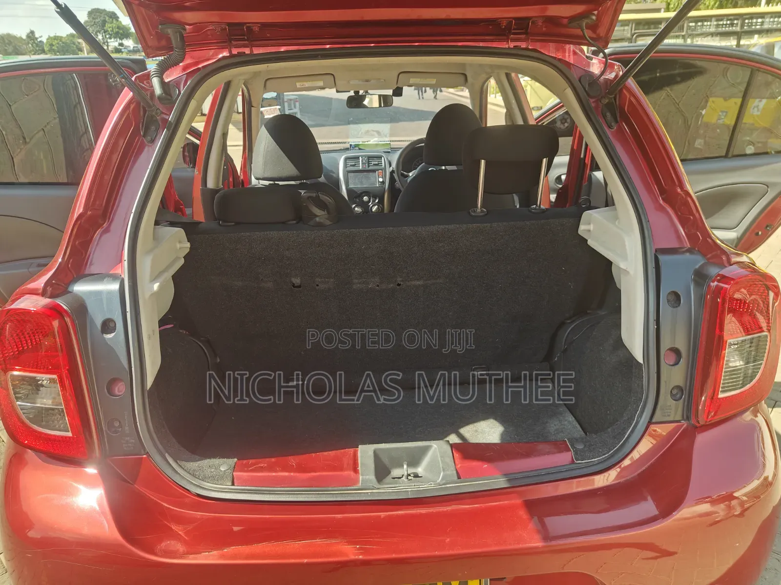 Nissan March 2016 Red